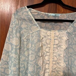 Maurice’s Women’s Floral Lace Top in Light Blue and Cream - Size XL